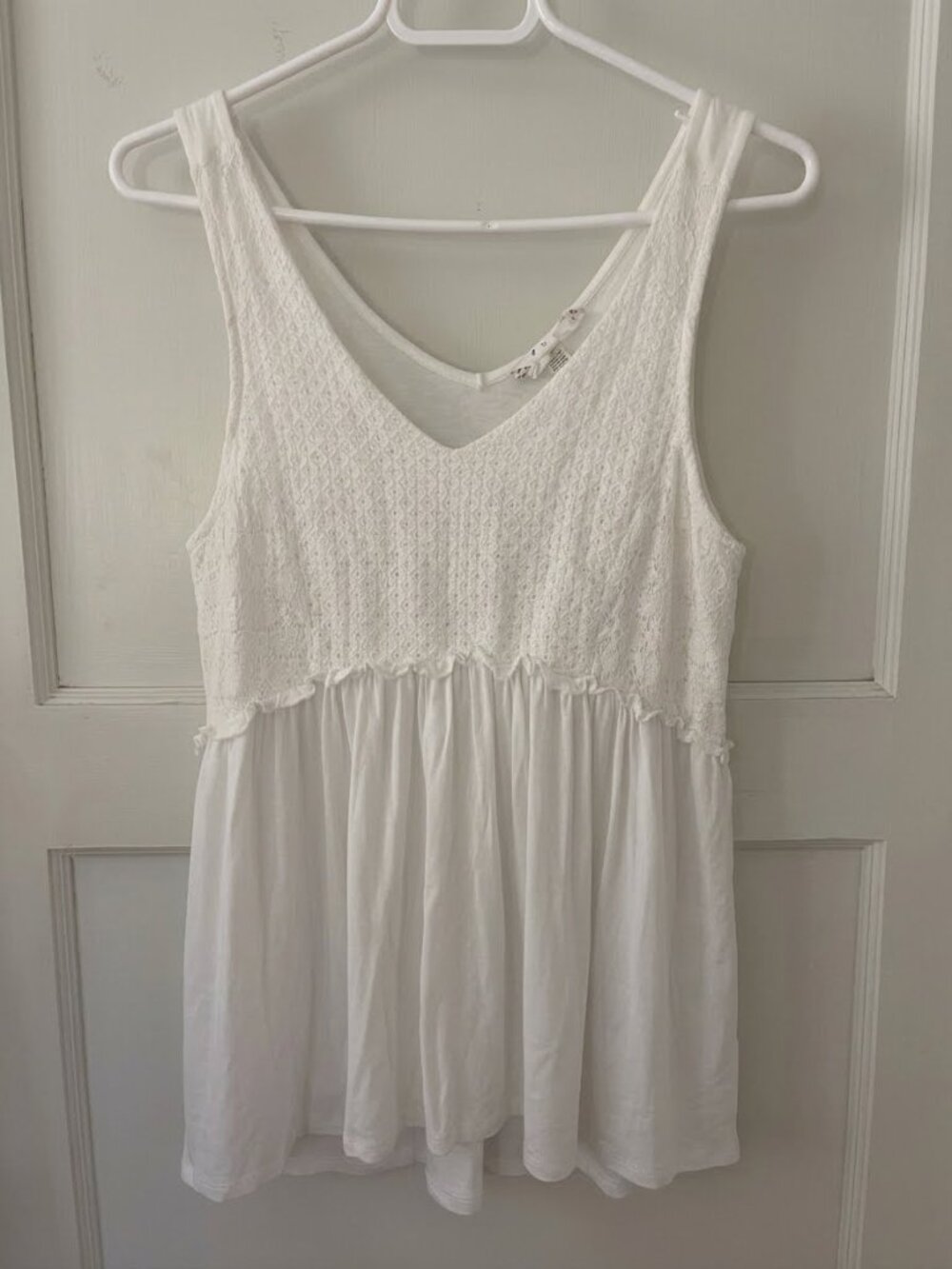 Pink Rose White Sleeveless Top Size Small